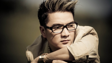 Đàm Vĩnh Hưng lần đầu kể mối tình 'cơm, áo, gạo, tiền'